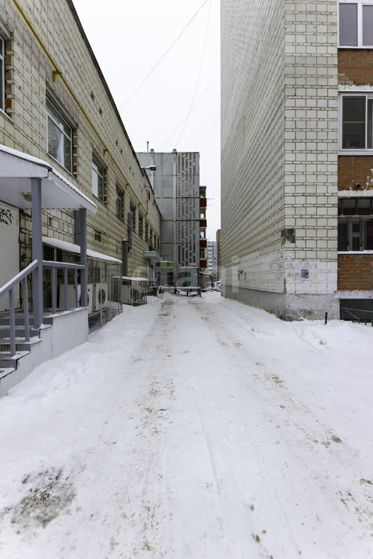 Аренда коммерческой недвижимости, район Куратова в Ухте, снять нежилые  помещения недорого, цены