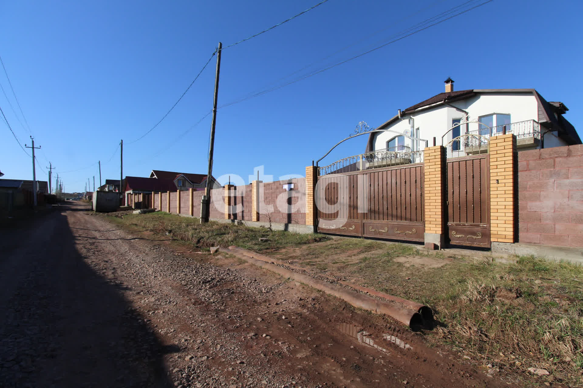 Купить дом в районе Чистые Пруды микрорайон в Красноярске, продажа недорого