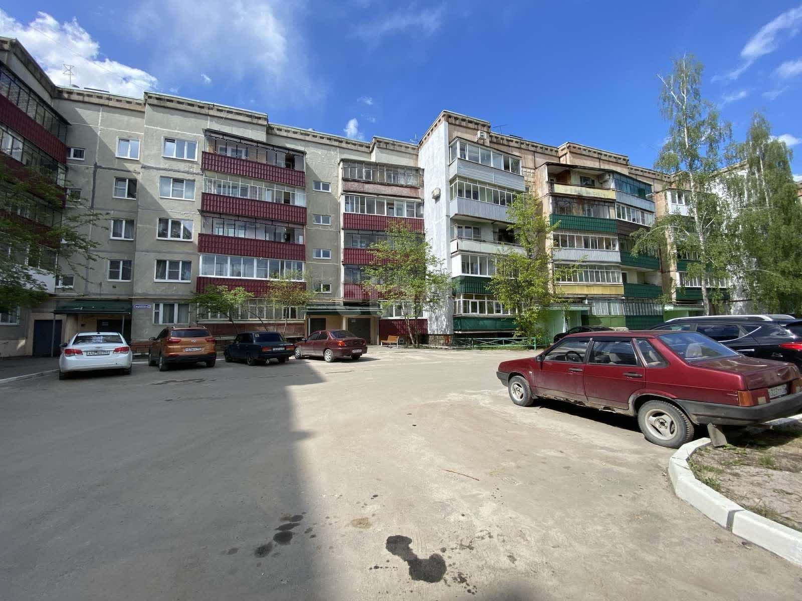 Купить квартиру на улице Жуковского микрорайон в Выксе: продажа вторички,  🏢 цены на квартиры