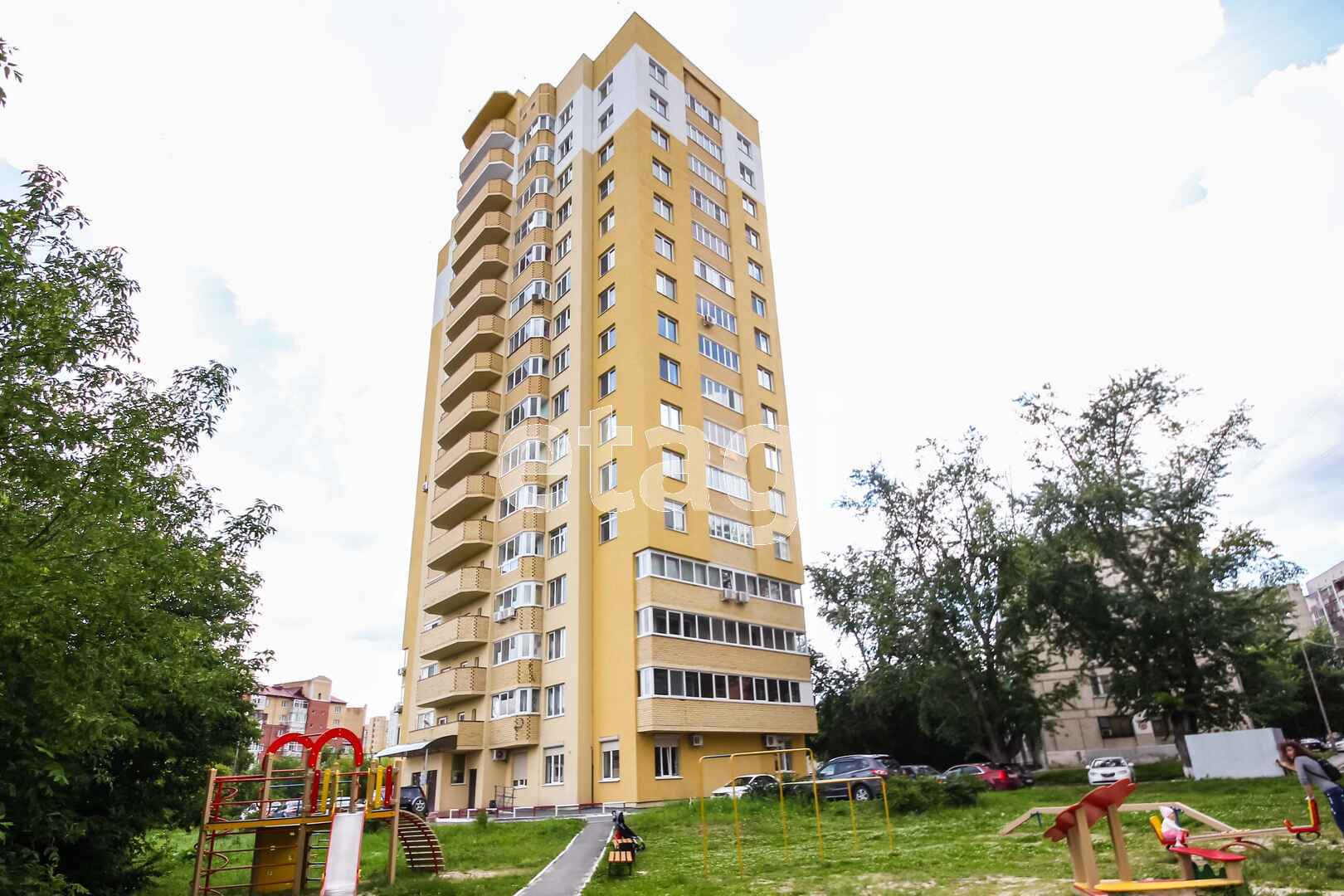 Купить квартиру на улице Водников в Тюмени: продажа вторички, 🏢 цены на  квартиры