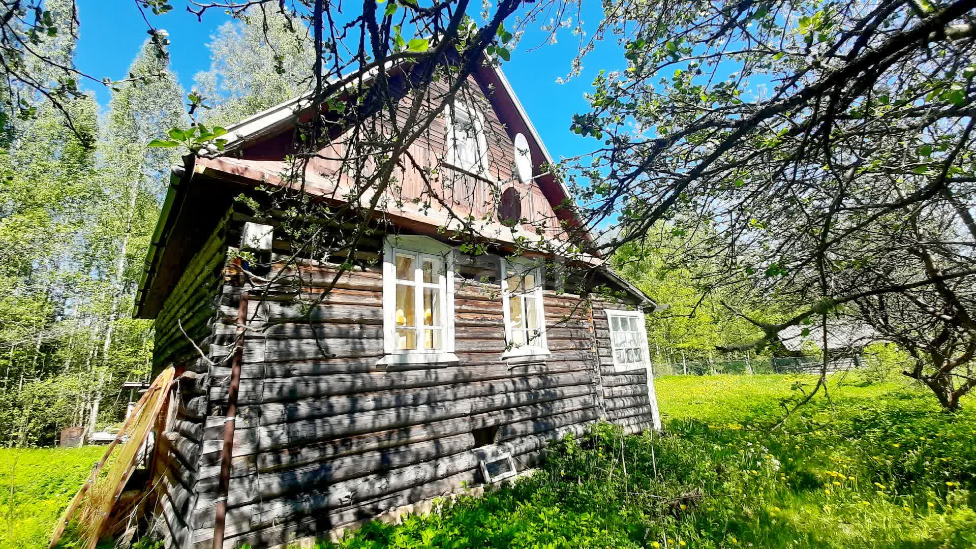 Купить дом в районе Крапивно д в Киришах, продажа недорого