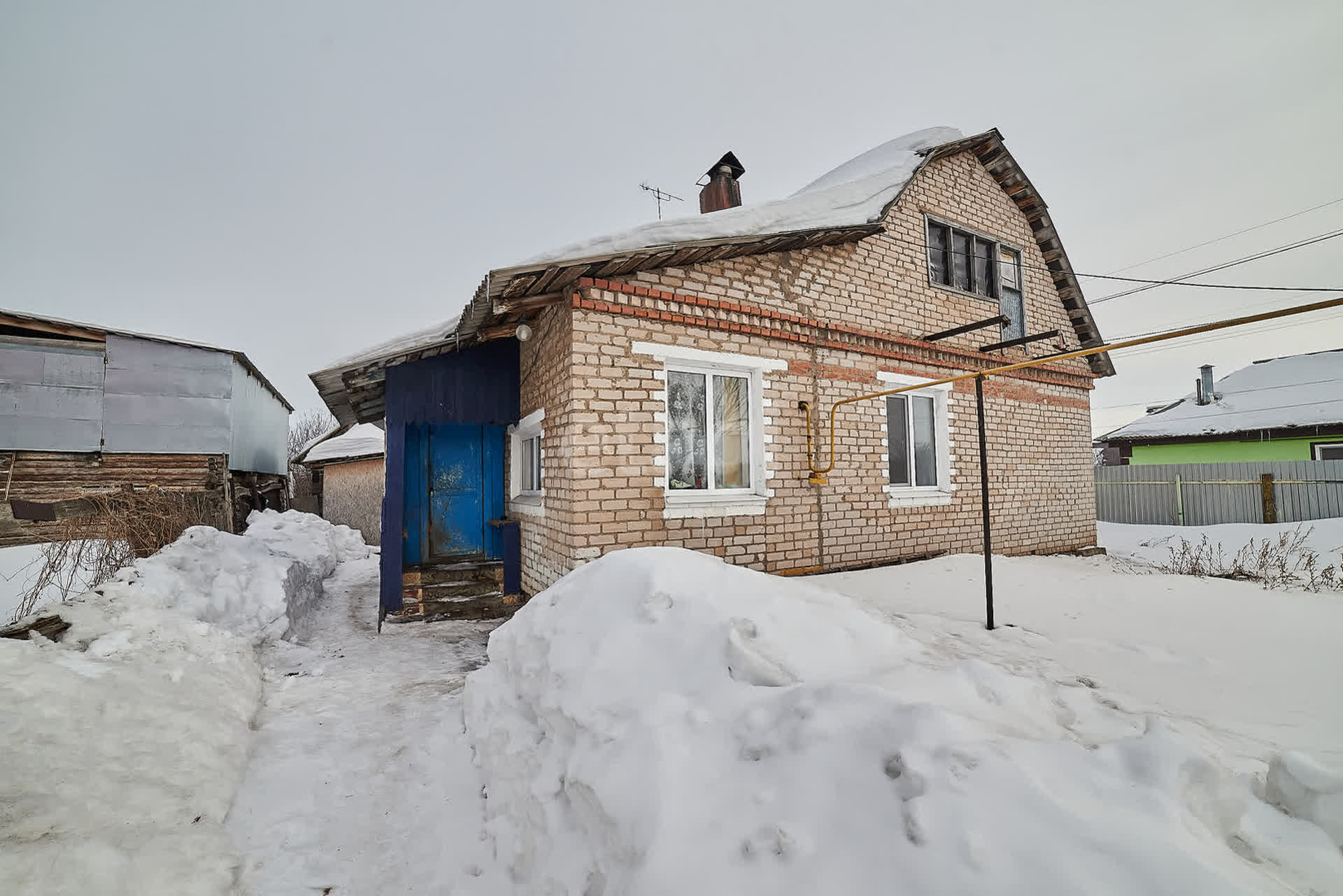 Купить загородную недвижимость в районе Строймаш (Совхоз им. Мичурина мкр)  в Стерлитамаке, продажа недорого