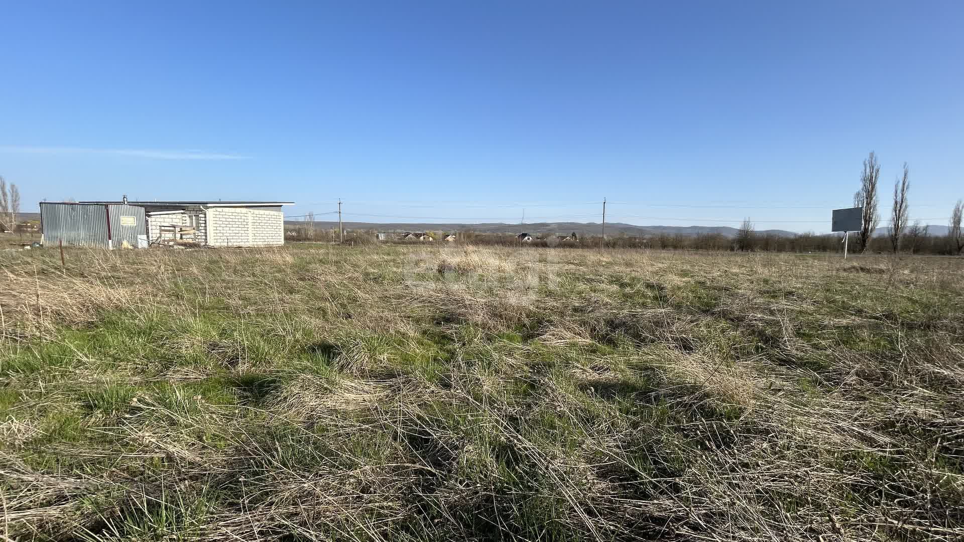 Купить загородную недвижимость в районе Григорьевская станица в Краснодаре,  продажа недорого