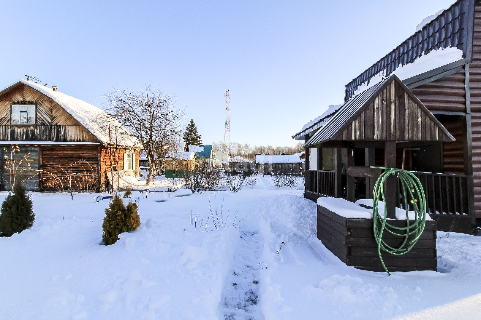 Купить загородную недвижимость в районе Водник с/о (Велижанский тракт) в  Тюмени, продажа недорого