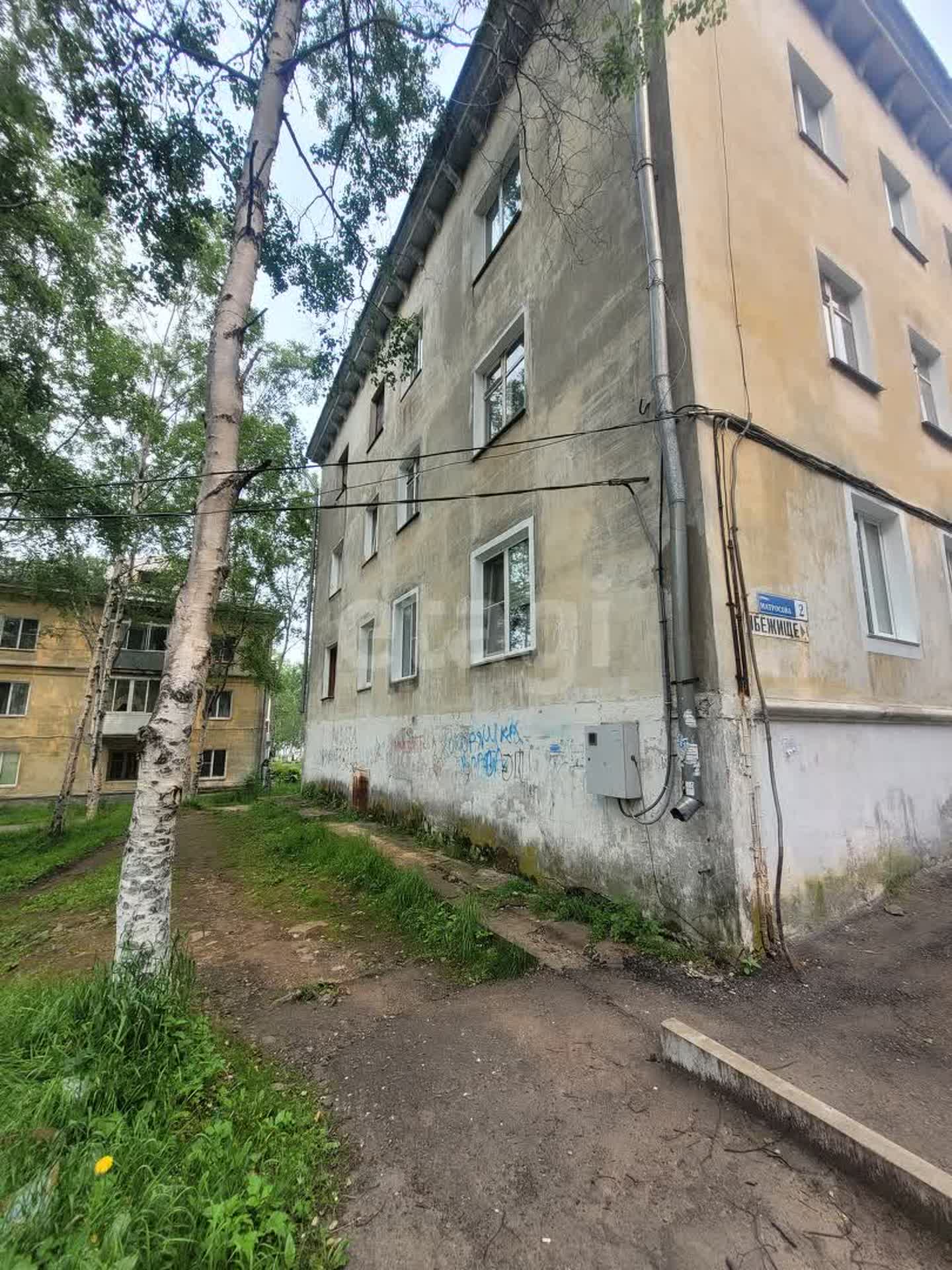 Покупка трехкомнатной квартиры 🏢 улица Матросова в Комсомольске-на-Амуре,  11177997