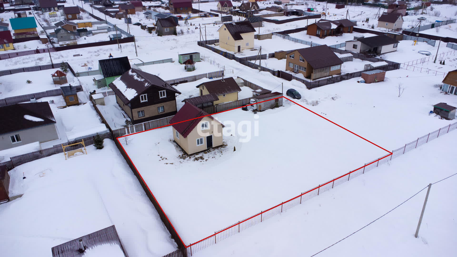 Купить дом в районе Брусничное ДНП в Санкт-Петербурге, продажа недорого