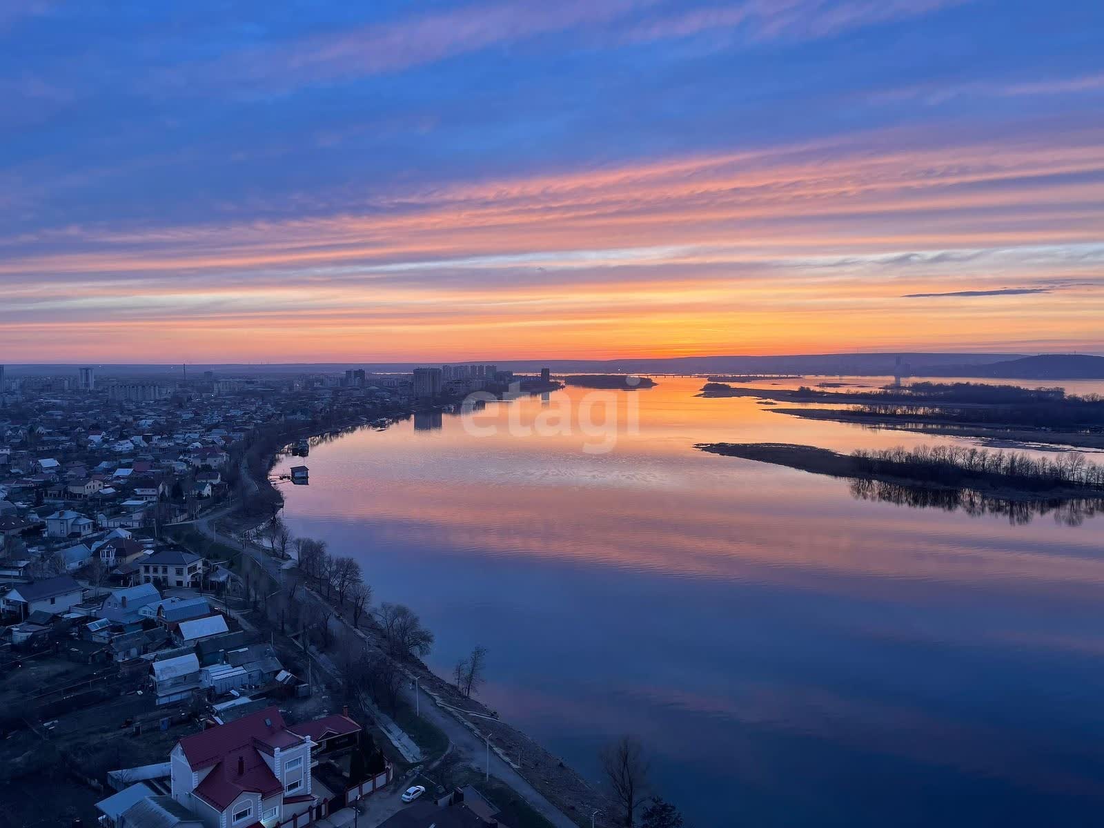 Купить квартиру на улице Пристанская в Энгельсе: продажа вторички, 🏢 цены  на квартиры