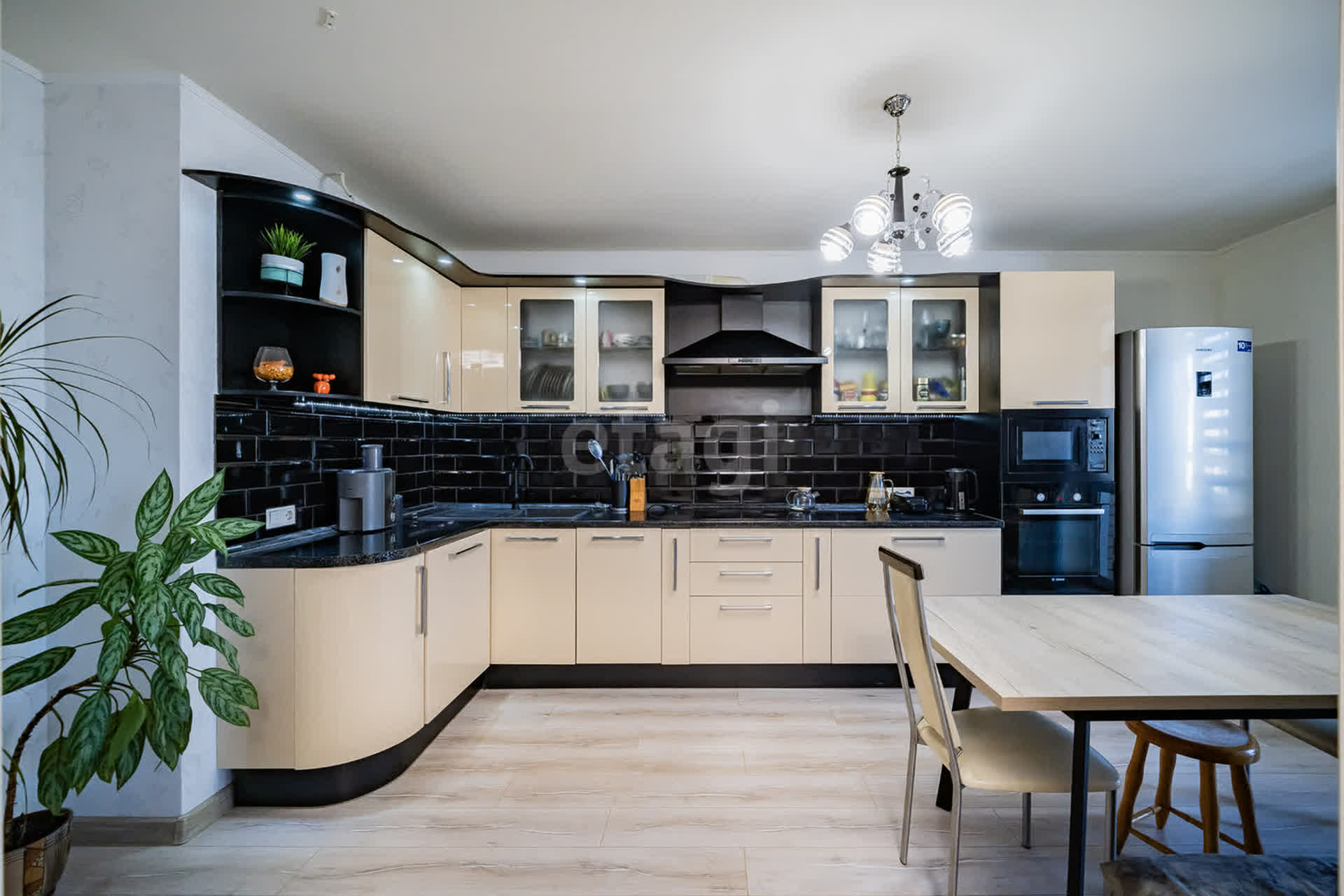 Семихатова 18 Купить Квартиру