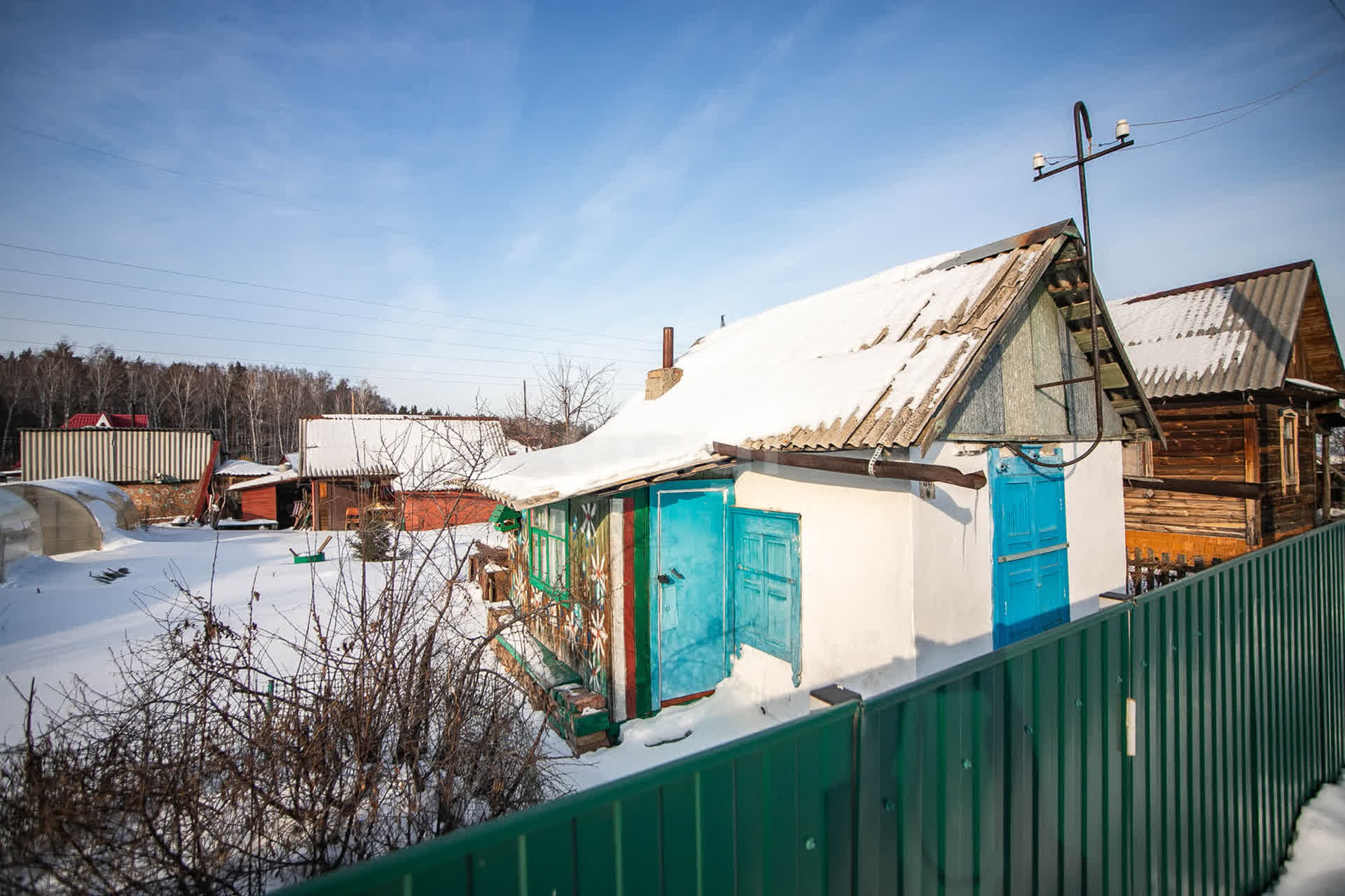 Купить загородную недвижимость в районе Дружба СНТ в Бердске, продажа  недорого