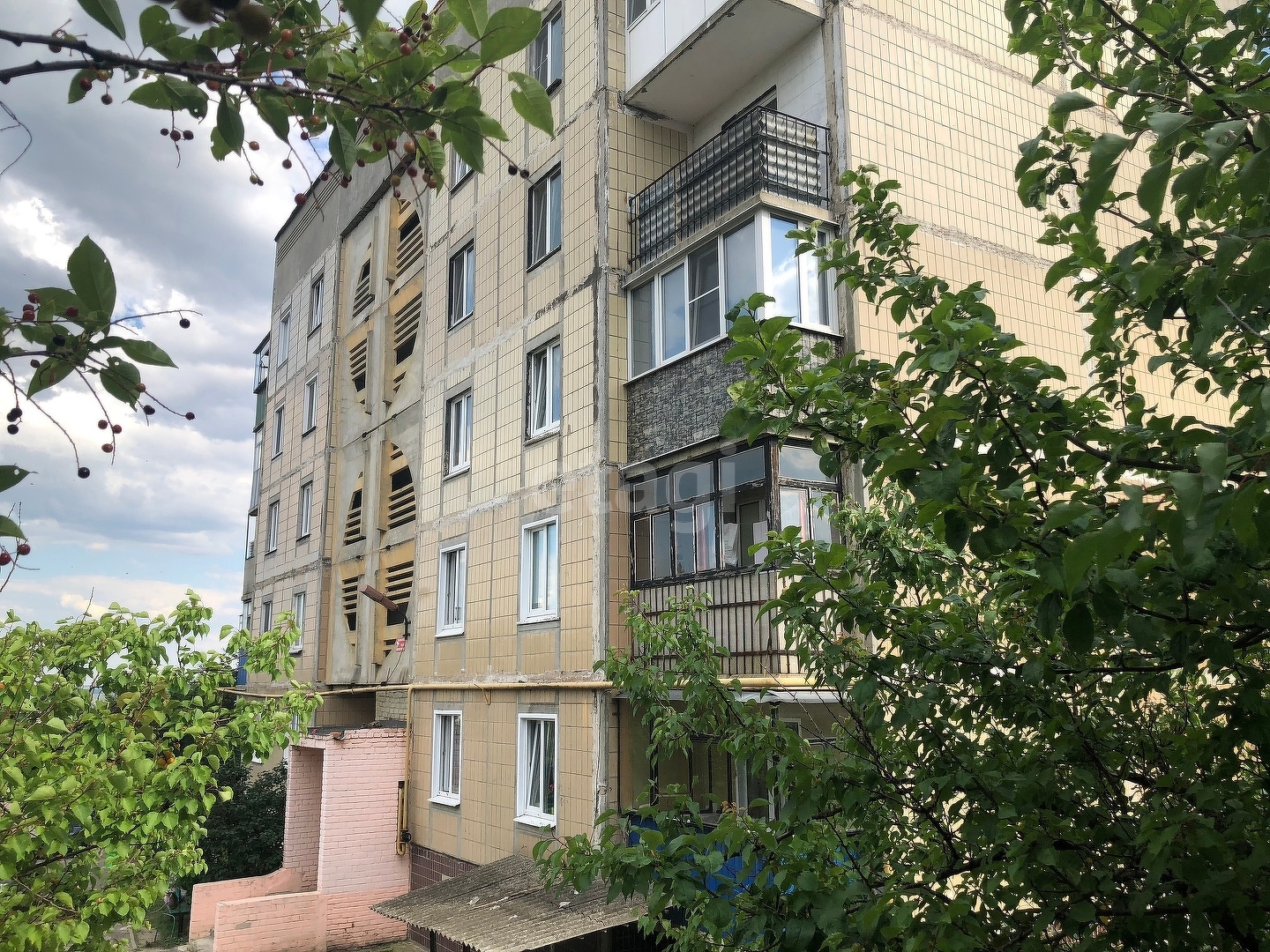 Купить квартиру на улице Калинина в Валуйках: продажа вторички, 🏢 цены на  квартиры