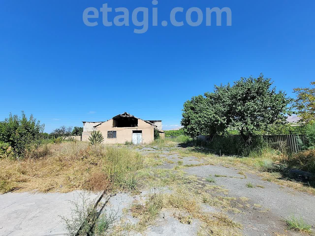 Купить коммерческую недвижимость, 🏢 район Նարեկ в Ереване, продажа нежилых  помещений недорого, цены