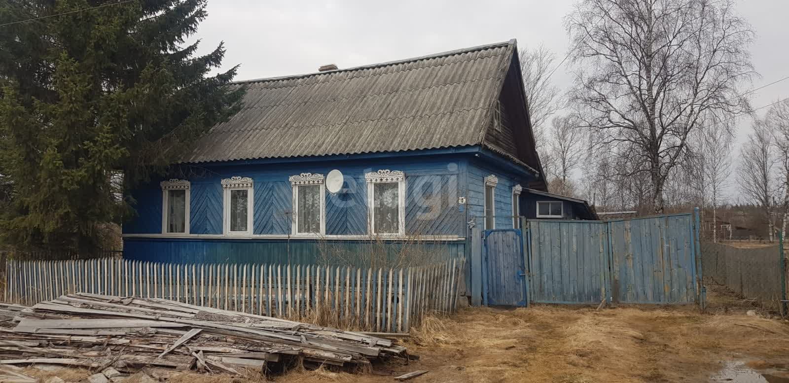 Купить загородную недвижимость в районе Опеченский Посад с в Боровичах,  продажа недорого