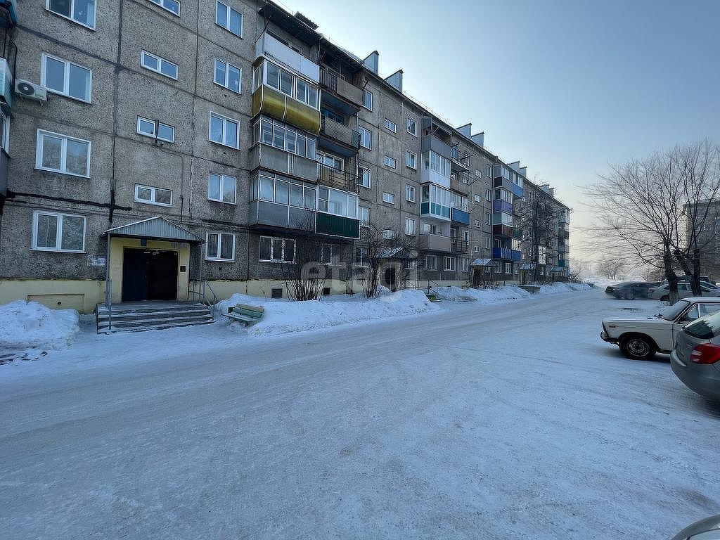 Купить трехкомнатную квартиру в районе Новый Городок пгт в Ленинск-Кузнецком,  продажа трешек-вторички, цены на 3-комнатные