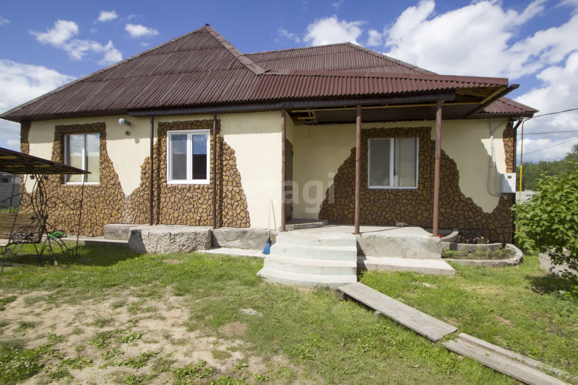 Купить дом в черте города в Заводоуковске: цены, 🏡 недорого