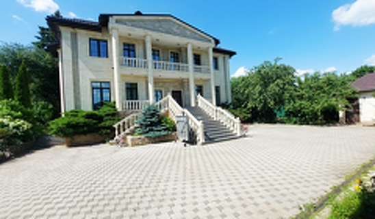 Купить загородную недвижимость в районе Белые Столбы микрорайон в Москве,  продажа недорого