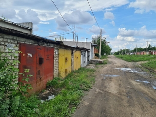 Гаражи на мебельной улице