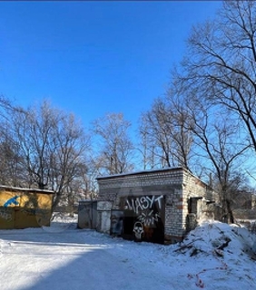 Гаражи на мебельной улице