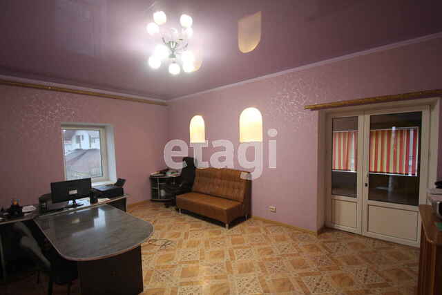 Продажа дома, 767м <sup>2</sup>, 8 сот., Саратов, Саратовская область,  