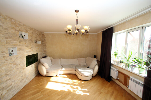 Продажа дома, 230м <sup>2</sup>, 3 сот., Саратов, Саратовская область,  