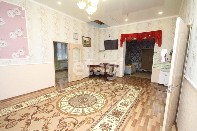 Продажа дома, 274м <sup>2</sup>, 6 сот., Саратов, Саратовская область,  