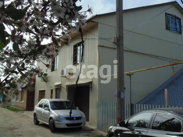 Продажа дома, 300м <sup>2</sup>, 4 сот., Саратов, Саратовская область,  Кировский