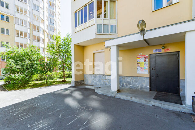 Продажа 3-комнатной квартиры, Екатеринбург, Сурикова,  55