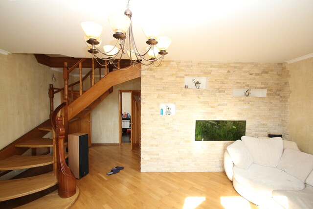 Продажа дома, 230м <sup>2</sup>, 3 сот., Саратов, Саратовская область,  