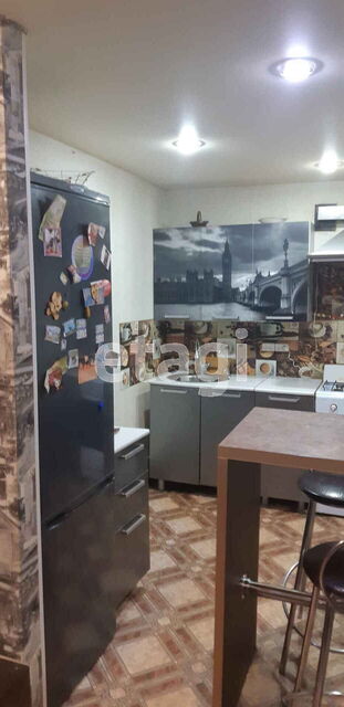 Продажа 3-комнатной квартиры, Саратов, Саратовская область,  посёлок Придорожный