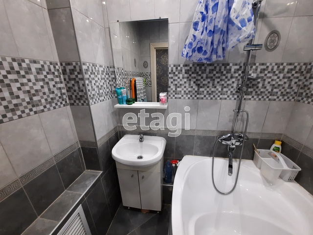 Продажа 3-комнатной квартиры, Саратов, Саратовская область,  Саратов