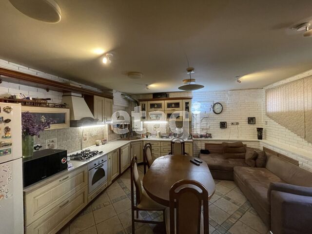 Продажа дома, 450м <sup>2</sup>, 5 сот., Саратов, Саратовская область,  Волжский 