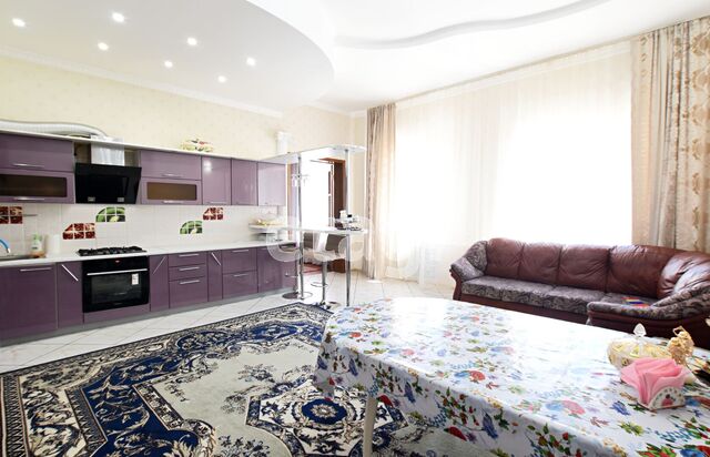 Продажа дома, 388м <sup>2</sup>, 4 сот., Саратов, Саратовская область,  