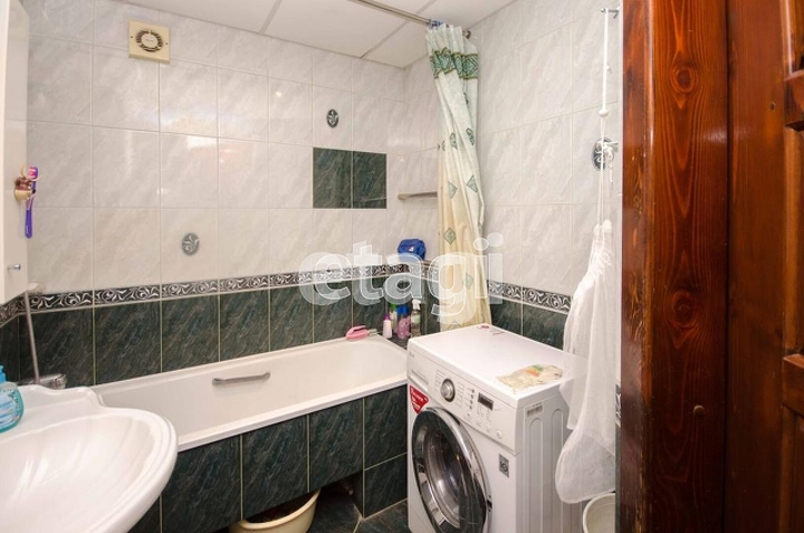 Продажа 3-комнатной квартиры, Саратов, Саратовская область,  Саратов