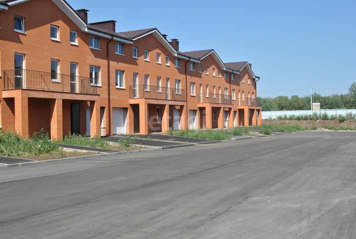 Продажа дома, 180м <sup>2</sup>, 2 сот., Саратов, Саратовская область,  Энгельс