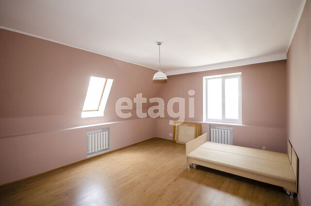 Продажа дома, 580м <sup>2</sup>, 2 сот., Саратов, Саратовская область,  Октябрьский