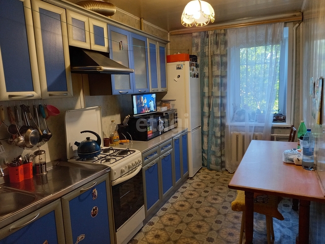 Продажа 3-комнатной квартиры, Саратов, Саратовская область,  Саратов