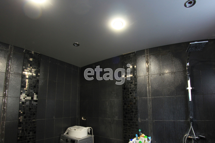 Продажа дома, 240м <sup>2</sup>, 5 сот., Саратов, Саратовская область,  Энгельс