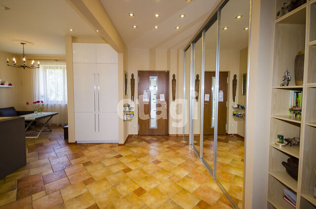 Продажа дома, 219м <sup>2</sup>, 11 сот., Саратов, Саратовская область,  