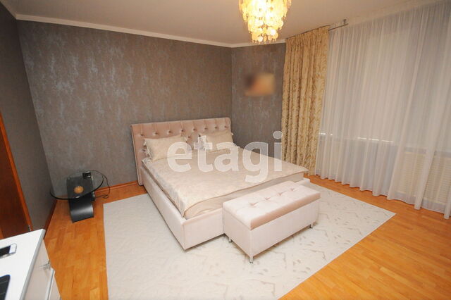 Продажа дома, 300м <sup>2</sup>, 12 сот., Саратов, Саратовская область,  Энгельс