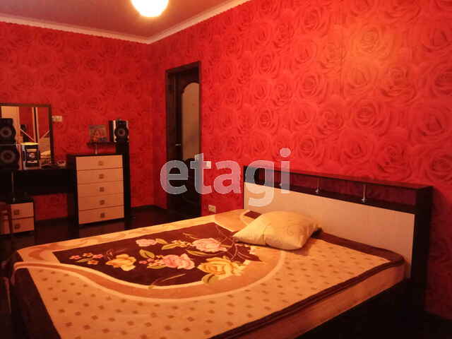 Продажа дома, 270м <sup>2</sup>, 7 сот., Саратов, Саратовская область,  