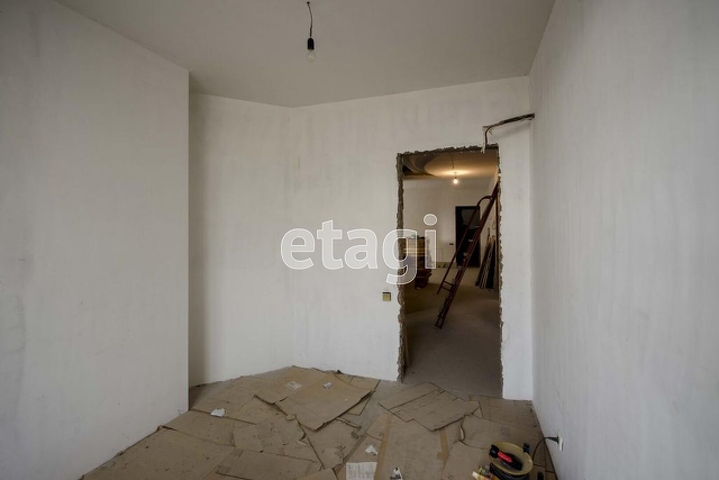 Продажа дома, 606м <sup>2</sup>, 5 сот., Саратов, Саратовская область,  Саратов