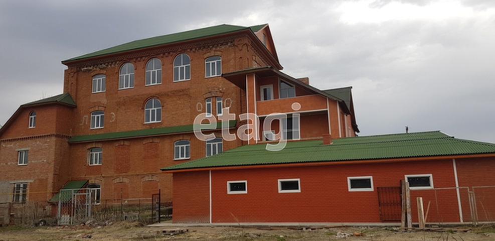 Продажа дома, 1370м <sup>2</sup>, 320 сот., Саратов, Саратовская область,  Саратов