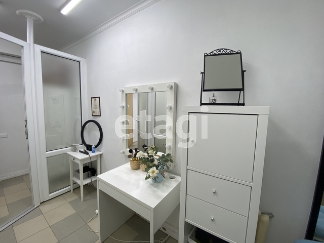 Продажа коммерческой недвижимости, 64м <sup>2</sup>, Саратов, Саратовская область,  Саратов