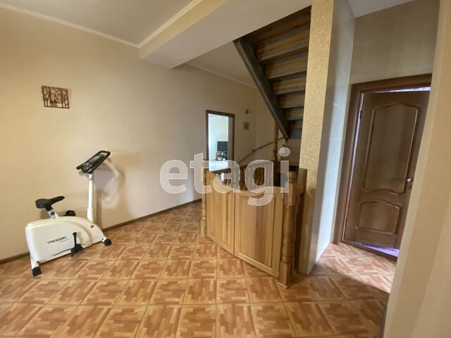 Продажа дома, 446м <sup>2</sup>, 5 сот., Саратов, Саратовская область,  Октябрьский