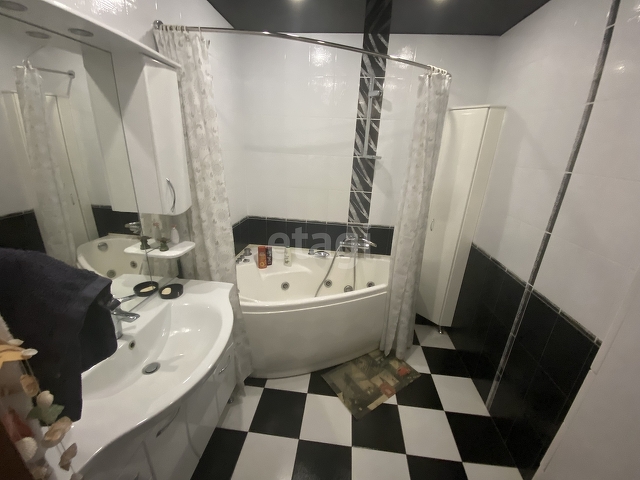 Продажа 3-комнатной квартиры, Саратов, Саратовская область,  Саратов