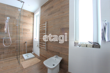 Продажа дома, 370м <sup>2</sup>, 14 сот., Саратов, Саратовская область,  Саратов