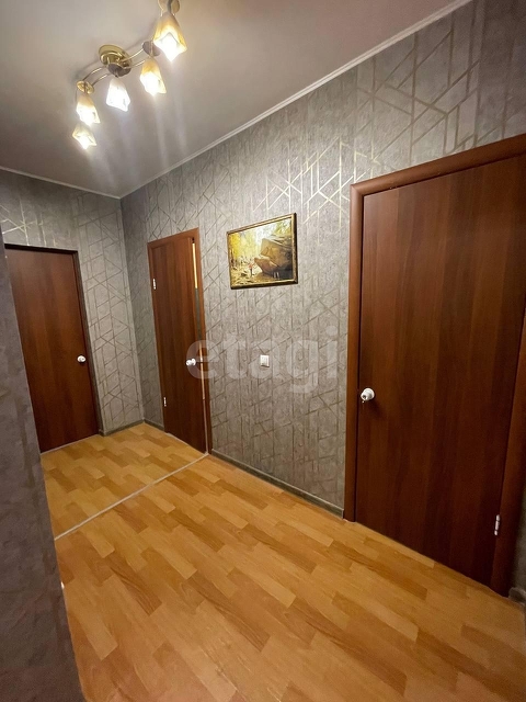 Продажа 3-комнатной квартиры, Емельяново, Урожайная,  3