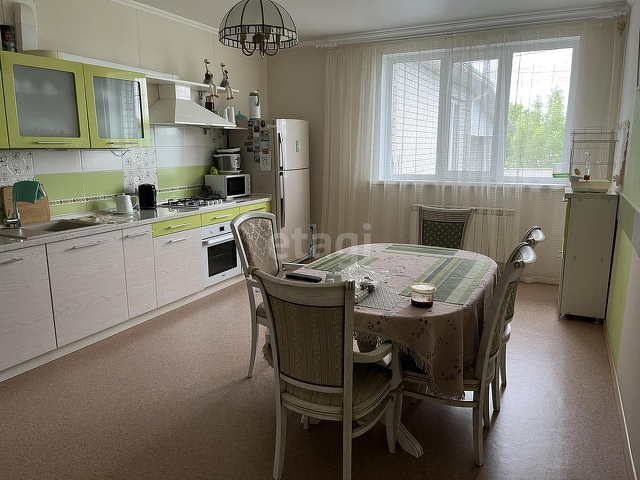 Продажа дома, 294м <sup>2</sup>, 13 сот., Саратов, Саратовская область,  Энгельс