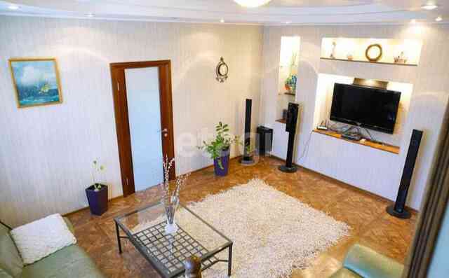 Продажа дома, 300м <sup>2</sup>, 9 сот., Саратов, Саратовская область,  