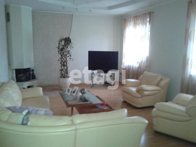 Продажа дома, 400м <sup>2</sup>, 30 сот., Саратов, Саратовская область,  Энгельс