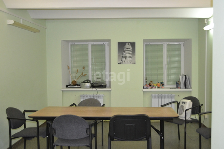 Продажа коммерческой недвижимости, 300м <sup>2</sup>, Саратов, Саратовская область,  Саратов